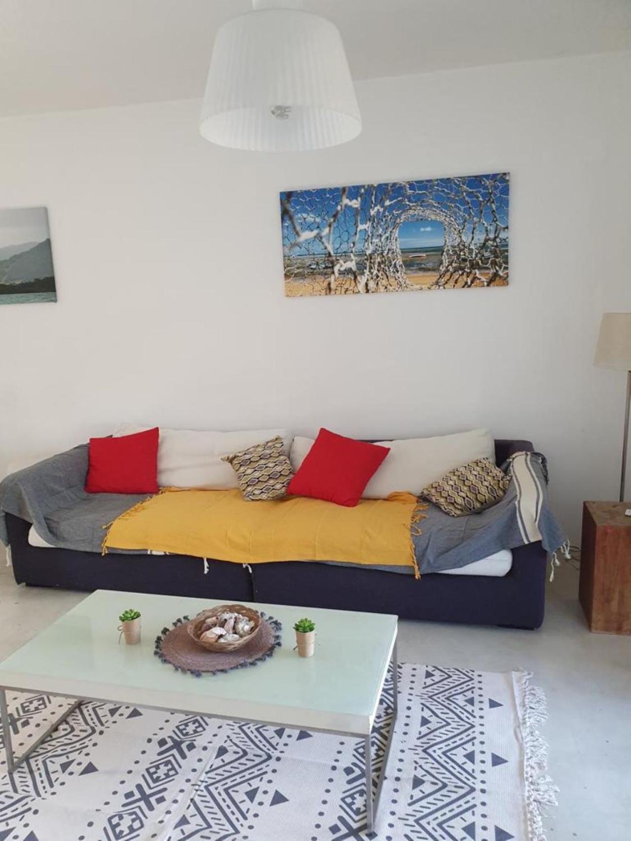 Cute Holiday Apartment In The Heart Of Grand Bay Екстер'єр фото