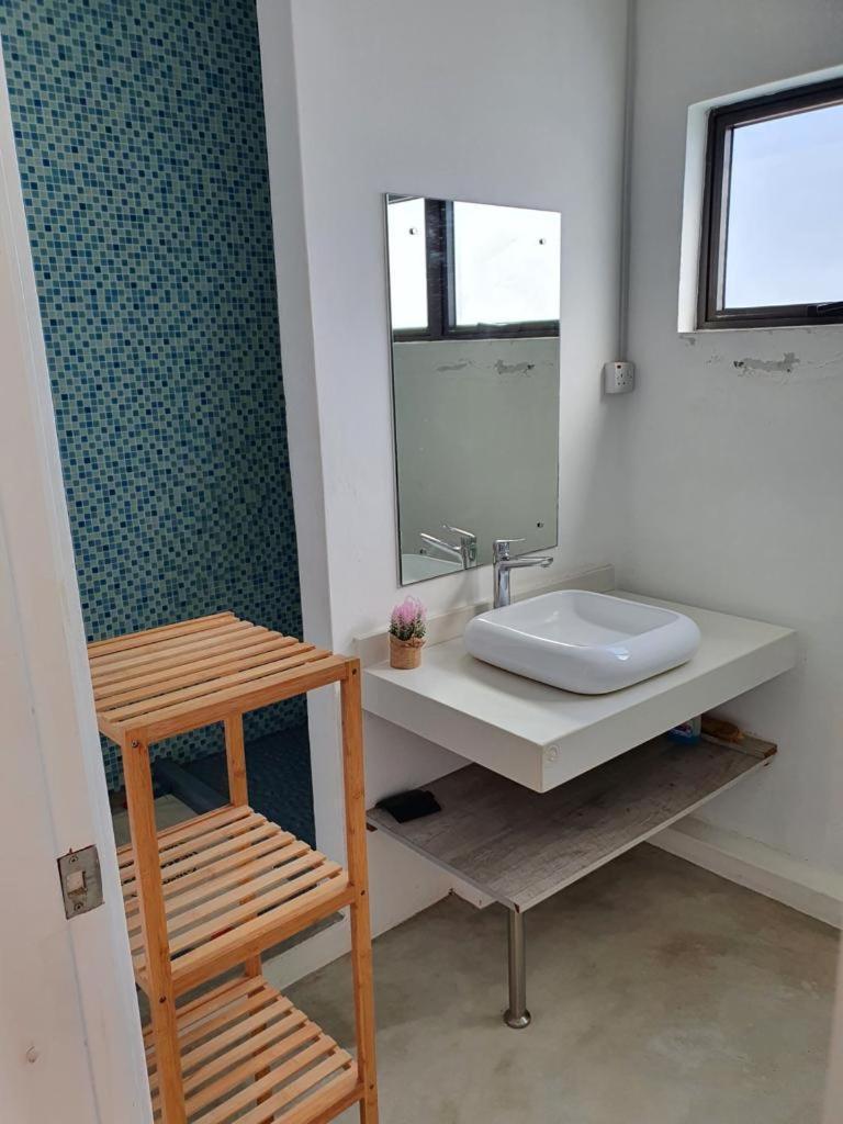Cute Holiday Apartment In The Heart Of Grand Bay Екстер'єр фото