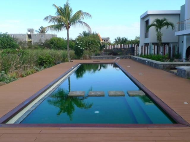 Cute Holiday Apartment In The Heart Of Grand Bay Екстер'єр фото